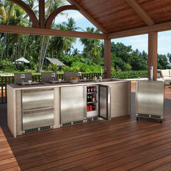 Marvel 24-in Outdoor Mobile Dispenser with Single Beer & Beverage Tap Stainless Steel Lock Reversible Door