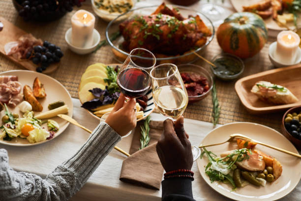 The Best Wines to Serve for Thanksgiving — and the Perfect Temperatures to Enjoy Them