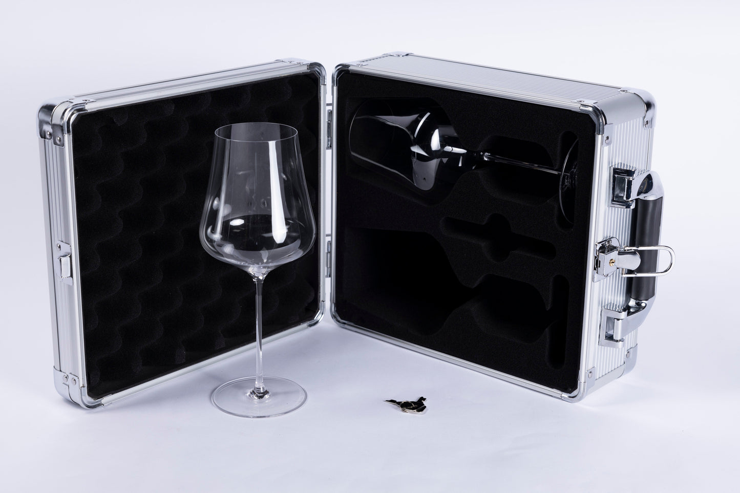 VinGardeValise - 2 Wine Glass Case Silver